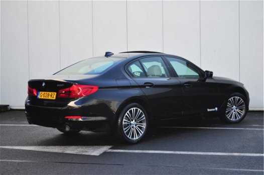 BMW 5-serie - 520i Sedan High Executive Aut - 1