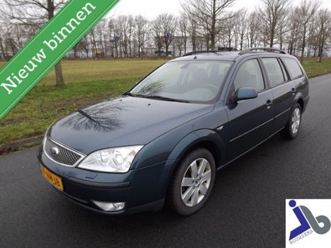 Ford Mondeo Wagon - 1.8-16V First Edition - 1