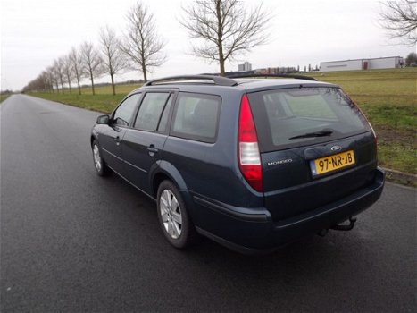 Ford Mondeo Wagon - 1.8-16V First Edition - 1