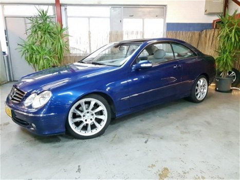 Mercedes-Benz CLK-klasse Coupé - 240 Elegance Aut// Leer// Top staat// 18' Velgen// Apk// - 1