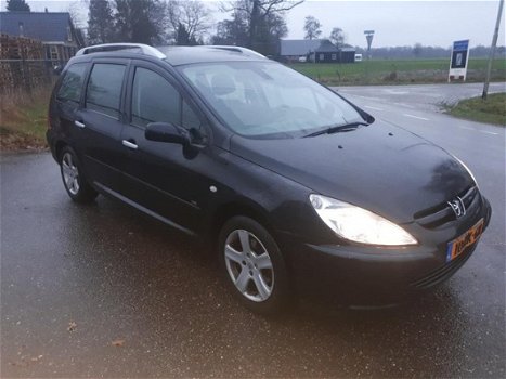 Peugeot 307 SW - 1.6 HDi Premium MET VOL JAAR A.P.K. (AIRCO) - 1