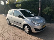 Renault Twingo - 1.2 16V Authentique AIRCO/NWE APK