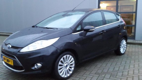 Ford Fiesta - 1.6 Titanium 5 Deurs Zwart - 1