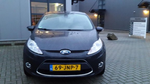 Ford Fiesta - 1.6 Titanium 5 Deurs Zwart - 1