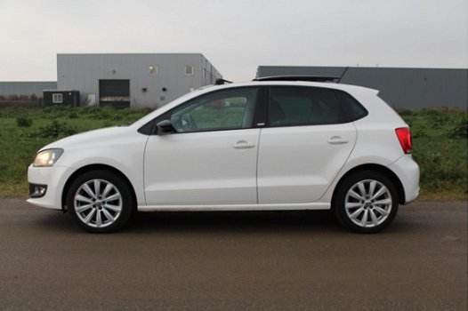 Volkswagen Polo - 1.2 TDI STYLE / PANO /ALCANTARA /REGENSENSOR - 1