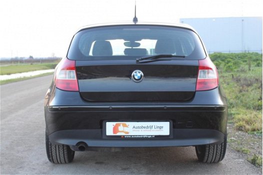 BMW 1-serie - 118i AUTOMAAT / NAVI / DAKRAAM / LMV / PDC / DEALER /VOL - 1