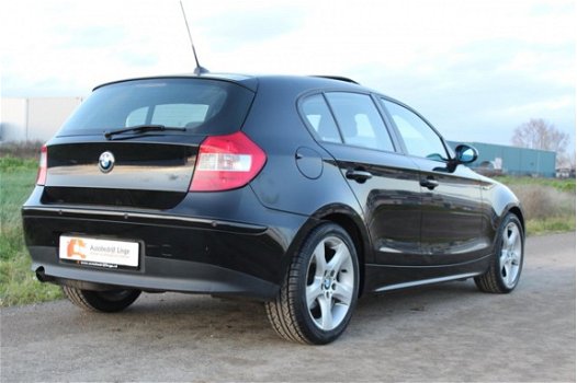 BMW 1-serie - 118i AUTOMAAT / NAVI / DAKRAAM / LMV / PDC / DEALER /VOL - 1