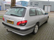 Peugeot 406 Break - 1.8-16V STX