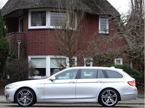 BMW 5-serie Touring - 525d 270PK+ sportautomaat / High Ex. *NAP - 1