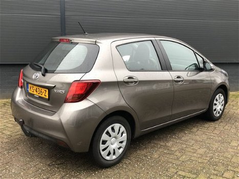 Toyota Yaris - 1.3 VVT-i Aspiration | Trekhaak | Airco | - 1