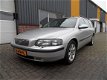 Volvo V70 - 2.4 D5 Comfort Line NETTE AUTO - 1 - Thumbnail