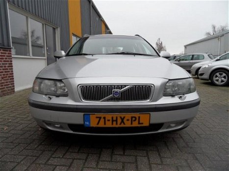 Volvo V70 - 2.4 D5 Comfort Line NETTE AUTO - 1