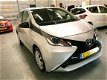 Toyota Aygo - 1.0 2015/Airco/Volle Optie/Nw APK/Garantie/ - 1 - Thumbnail