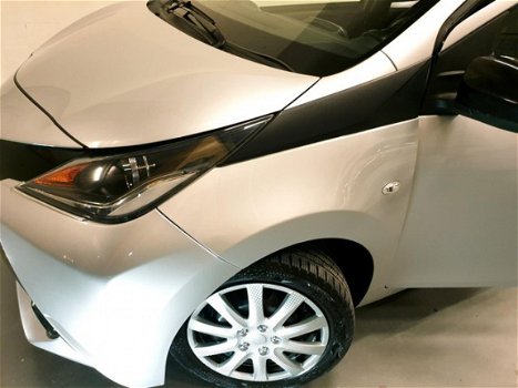 Toyota Aygo - 1.0 2015/Airco/Volle Optie/Nw APK/Garantie/ - 1