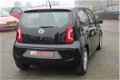 Volkswagen Up! - 1.0 high up APK 18-12-2021. CRUISE AIRCO PARKERSENSOR - 1 - Thumbnail