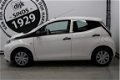 Toyota Aygo - 1.0 VVT-i x-now AIRCO EL PAKKET - 1 - Thumbnail