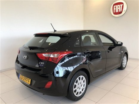 Hyundai i30 - 1.6 GDI i-Drive Cool Plus | Airco | Bluetooth | € 1.000, - Sloopp - 1