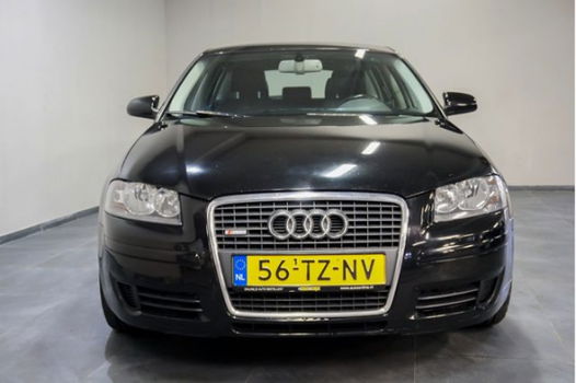 Audi A3 Sportback - 2.0 TDI Ambiente - 1