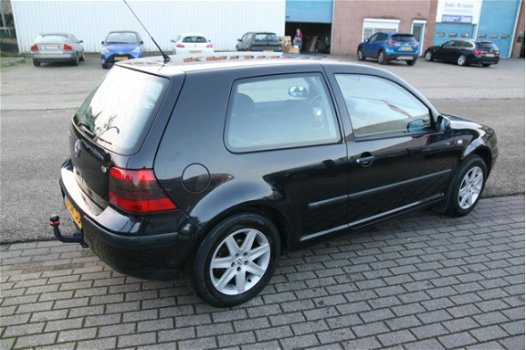 Volkswagen Golf - 1.6-16V Comfortline Airco Jaar APK - 1