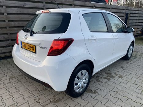 Toyota Yaris - 1.0 VVT-i Now Airco / 6 Maand Bovag garantie - 1