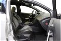 Ford Focus - 2.0 250pk EcoBoost ST-2 |getint glas|dealer-onderhouden|cruisecontrol|navigatie|parkeer - 1 - Thumbnail