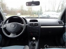 Renault Clio - 1.2-16V Community 55kw airco