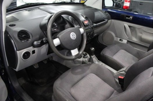 Volkswagen New Beetle Cabriolet - 2.0 Airco, Cr Control, NAP - 1