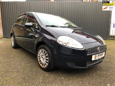 Fiat Grande Punto - 1.4 Actual Automaat/5Drs/Airco/ - 1