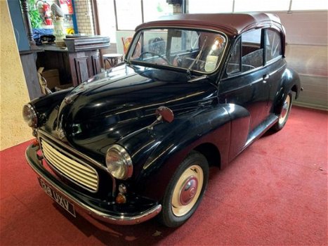 Morris Minor - Convertible - 1