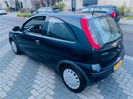 Opel Corsa - 1.0-12V Essentia / nieuwe apk / Nette staat / NAP - 1