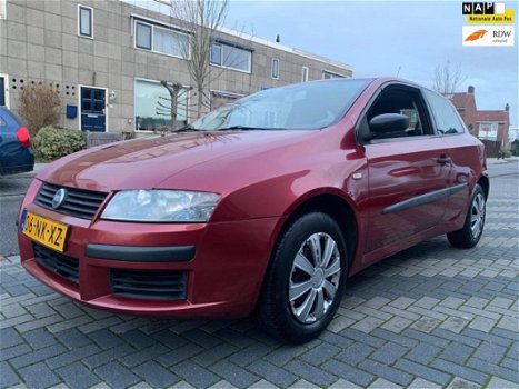 Fiat Stilo - 1.2-16V Active / nieuwe apk / NAP / airco - 1