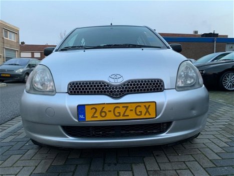 Toyota Yaris - 1.3-16V VVT-i Luna / NAP / airco / 5 deurs - 1