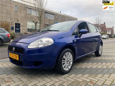 Fiat Grande Punto - 1.4 Dynamic / nieuwe apk / NAP / airco - 1