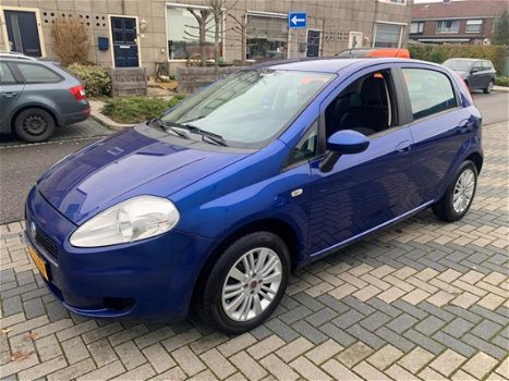 Fiat Grande Punto - 1.4 Dynamic / nieuwe apk / NAP / airco - 1