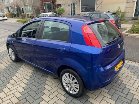 Fiat Grande Punto - 1.4 Dynamic / nieuwe apk / NAP / airco - 1