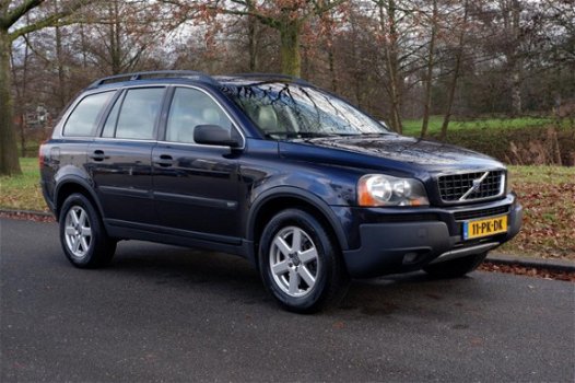 Volvo XC90 - D5 Exlusive Leder/Navigatie/PDC - 1