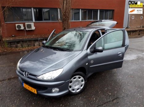 Peugeot 206 - 1.4 Génération 1 E EIGENAAR/NIEUWE APK 9-01-2021/AIRCO/ZEER GOED/INRUIL MOG - 1