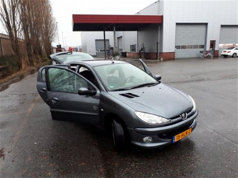 Peugeot 206 - 1.4 Génération 1 E EIGENAAR/NIEUWE APK 9-01-2021/AIRCO/ZEER GOED/INRUIL MOG - 1