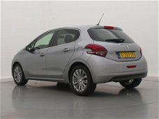 Peugeot 208 - 1.2 82pk Allure | Navigatie | Climate Control | Achteruitrijcamera | Donker getint gla