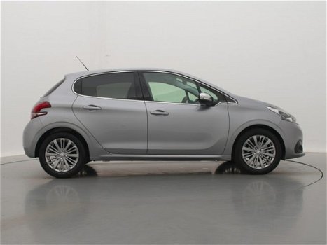 Peugeot 208 - 1.2 82pk Allure | Navigatie | Climate Control | Achteruitrijcamera | Donker getint gla - 1