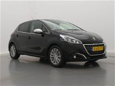 Peugeot 208 - 1.2 82pk Allure | Navigatie | Parkeersensoren | Lm velgen | Climate control |