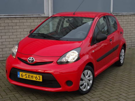 Toyota Aygo - 1.0 VVT-i Now 1e eigen - dealeronderh - Airco - afstandbed - 1