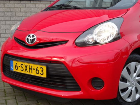 Toyota Aygo - 1.0 VVT-i Now 1e eigen - dealeronderh - Airco - afstandbed - 1