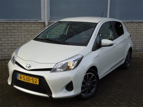 Toyota Yaris - 1.5 Full Hybrid Automaat 2e eigen - Navigatie - LM velgen - camera - cruise - 1