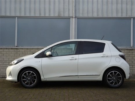 Toyota Yaris - 1.5 Full Hybrid Automaat 2e eigen - Navigatie - LM velgen - camera - cruise - 1