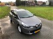 Renault Clio Estate - 1.2-16V Collection 11.000 KM - 1 - Thumbnail