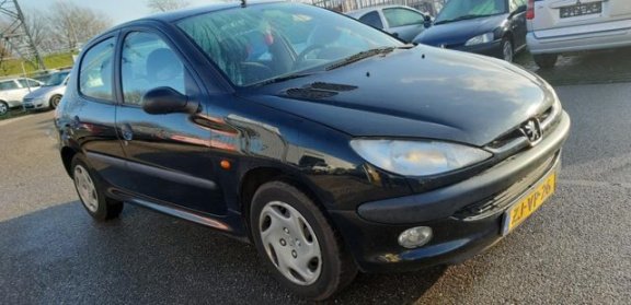 Peugeot 206 - 1.4 XT - 1