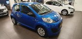 Peugeot 107 - 1.0 12V 68PK 5D XR + Pack ACCENT - 1 - Thumbnail