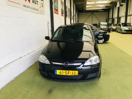 Opel Corsa - 1.2-16V Silverline AIRCO/ELEK.RAMEN/NAP/ONDERHOUDSBOEKJES/2SLEUTEL/LMV/ENZ - 1