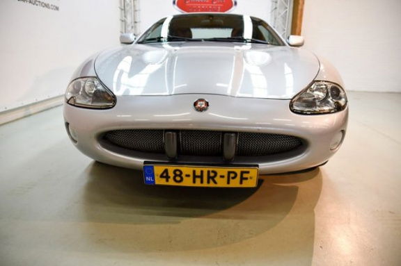 Jaguar XKR - Afbeelding 2